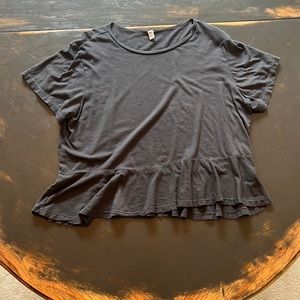 Black/gray BP peplum short sleeve shirt